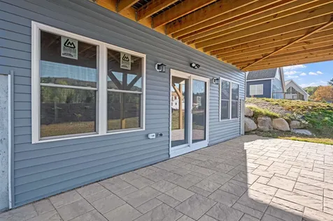 Melina's Way Thornton NH 03285