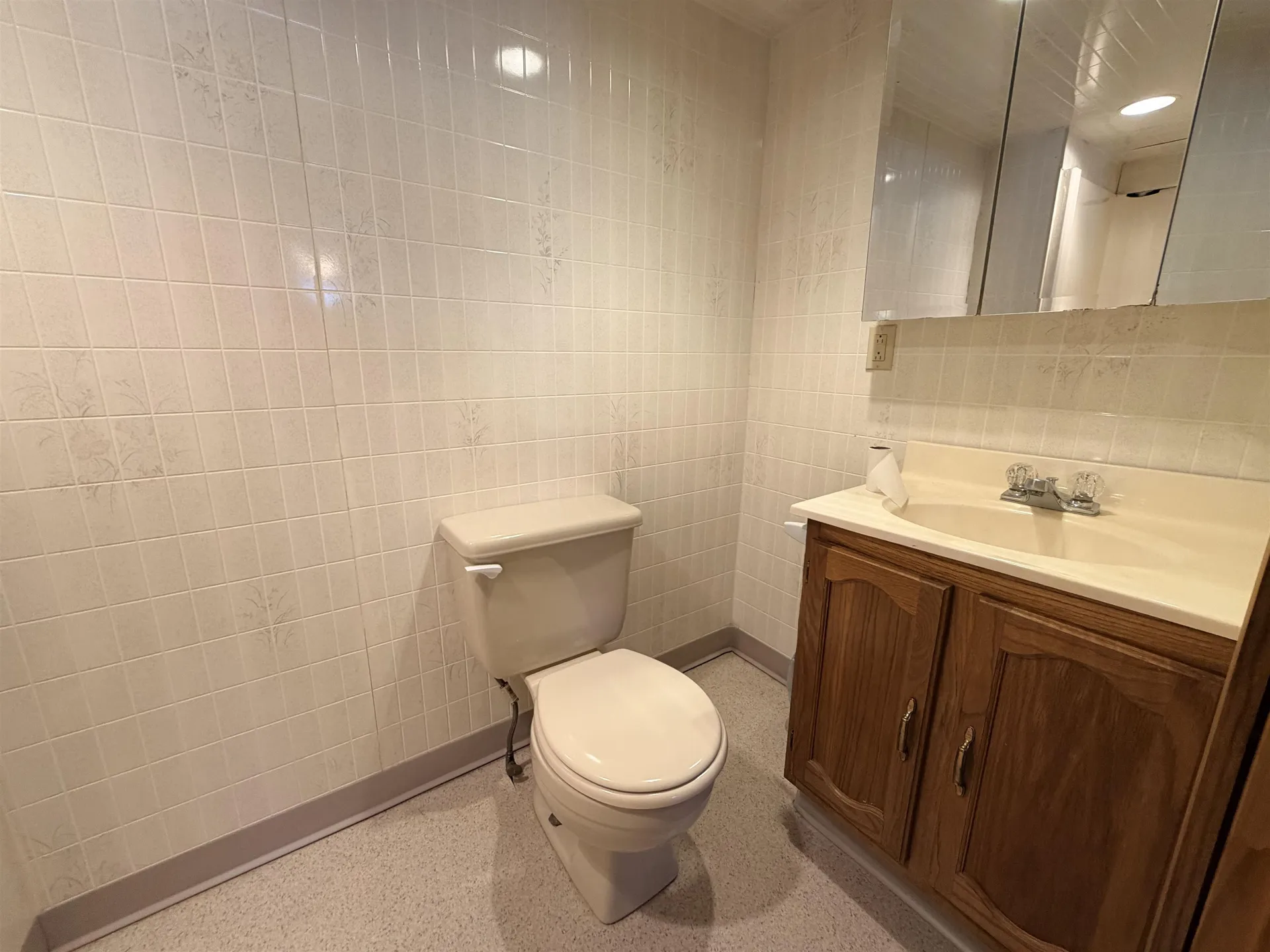 98 Ledge Hill Road Tuftonboro NH 03816