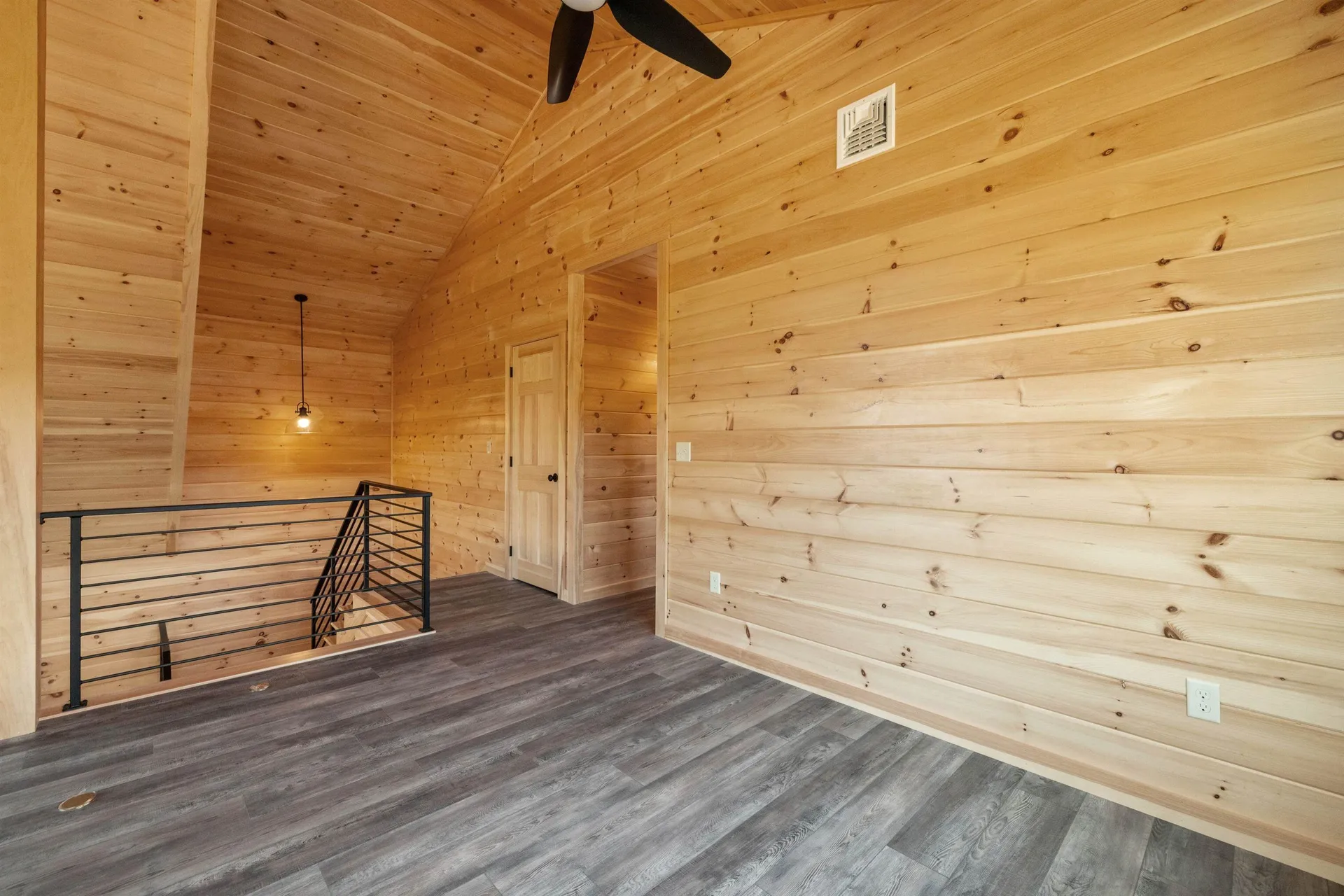 Melina's Way Thornton NH 03285