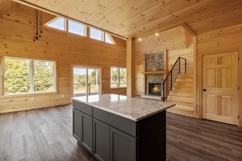 Melina's Way Thornton NH 03285