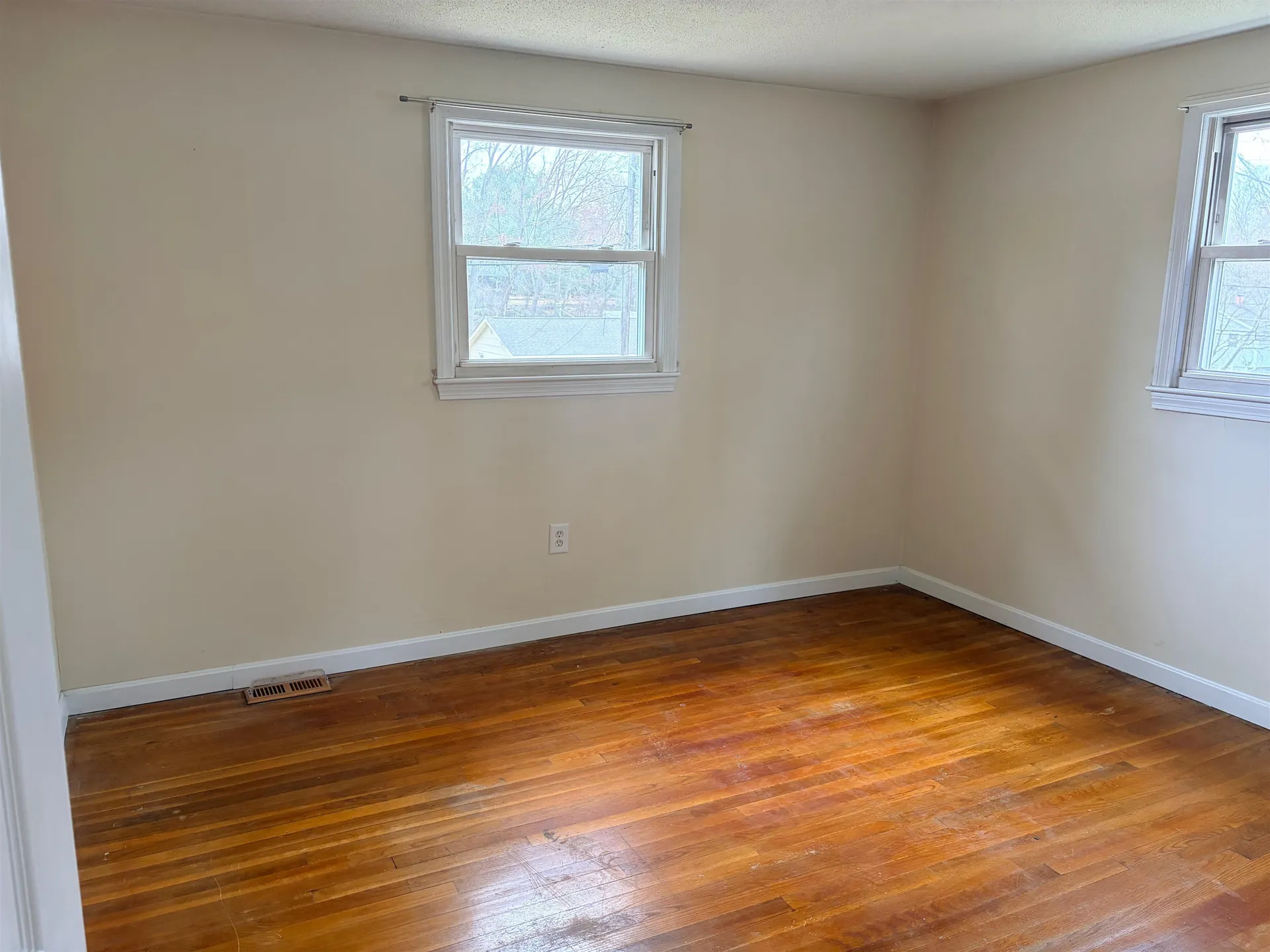 24 Raymond Drive Merrimack NH 03054