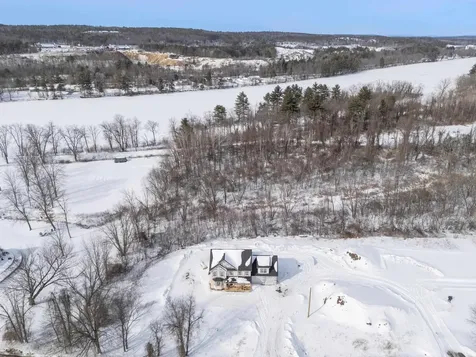 117 Merrimack Street Hooksett NH 03106