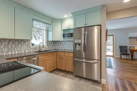 141 Chase Way Manchester NH 03104