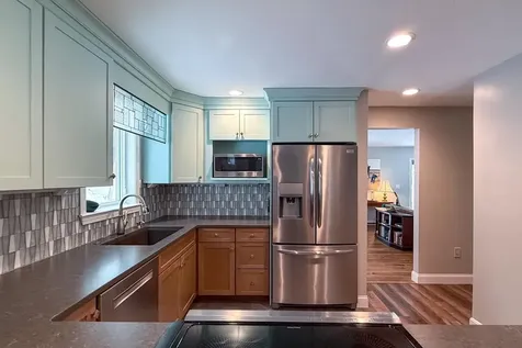 141 Chase Way Manchester NH 03104