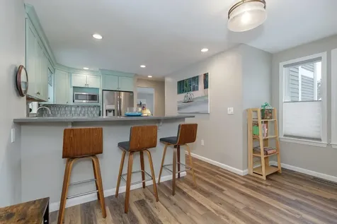 141 Chase Way Manchester NH 03104