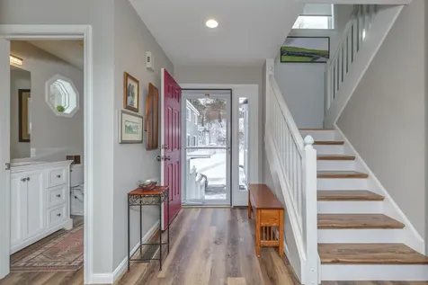 141 Chase Way Manchester NH 03104