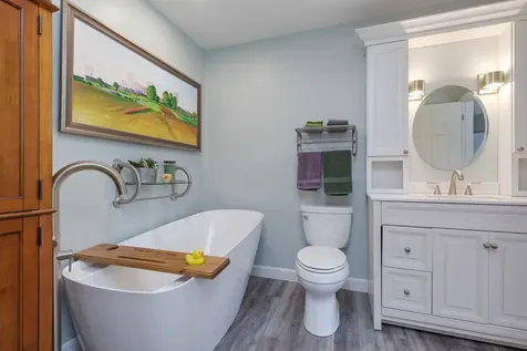 141 Chase Way Manchester NH 03104