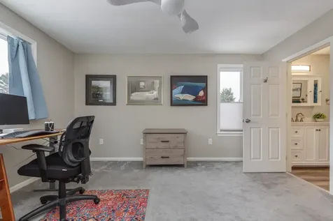 141 Chase Way Manchester NH 03104