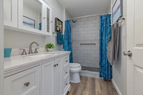 141 Chase Way Manchester NH 03104