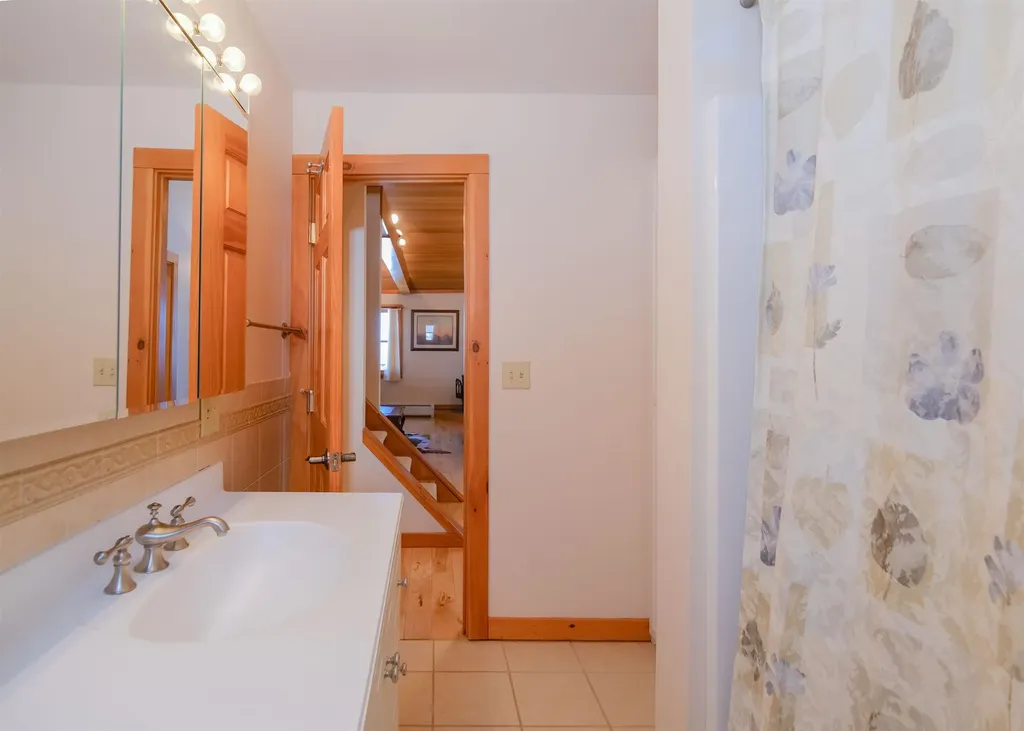 306 Hedgehog Hill Road N Mount Holly VT 05758