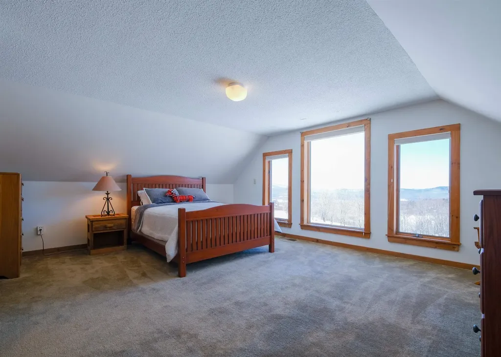 306 Hedgehog Hill Road N Mount Holly VT 05758