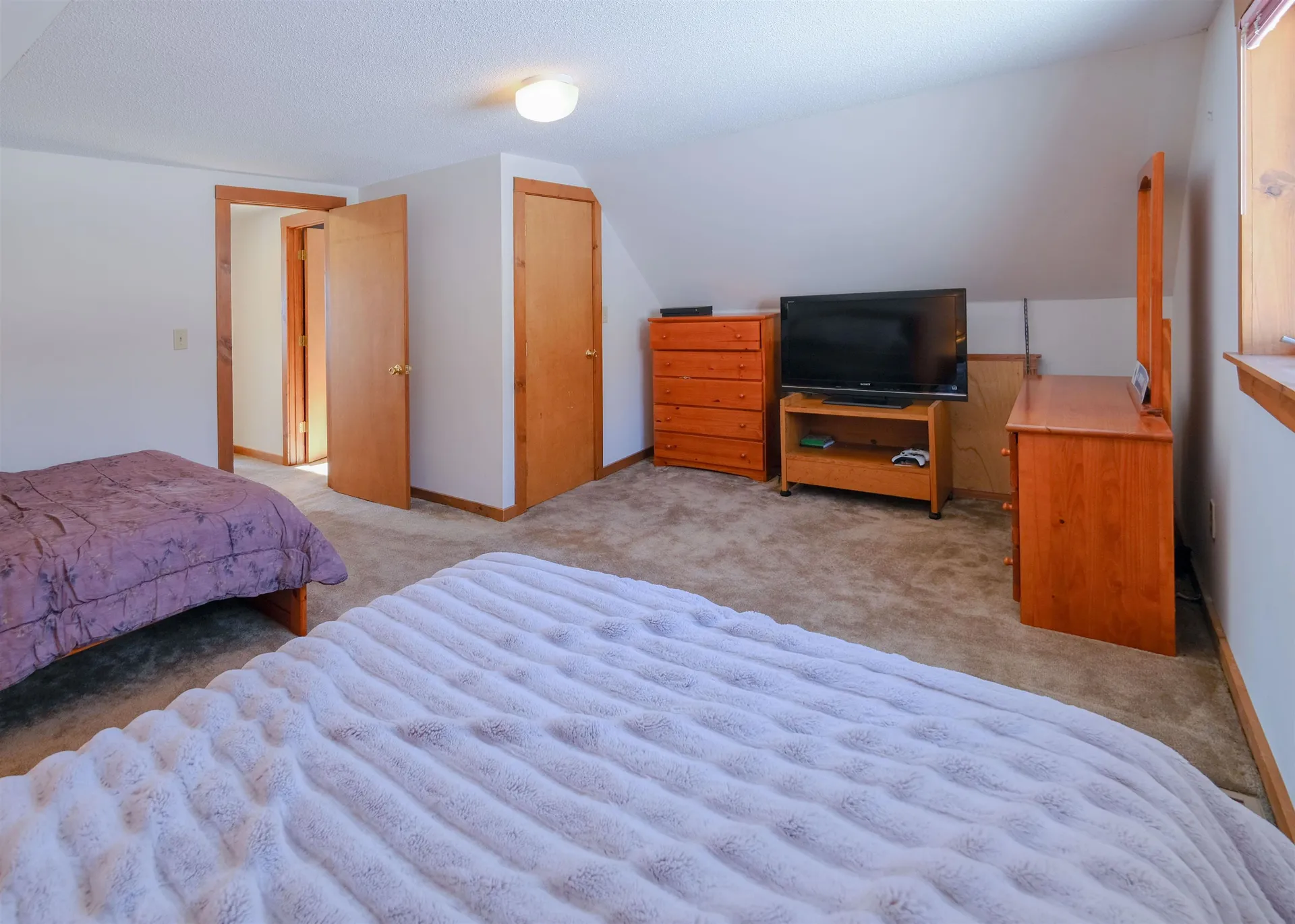 306 Hedgehog Hill Road N Mount Holly VT 05758