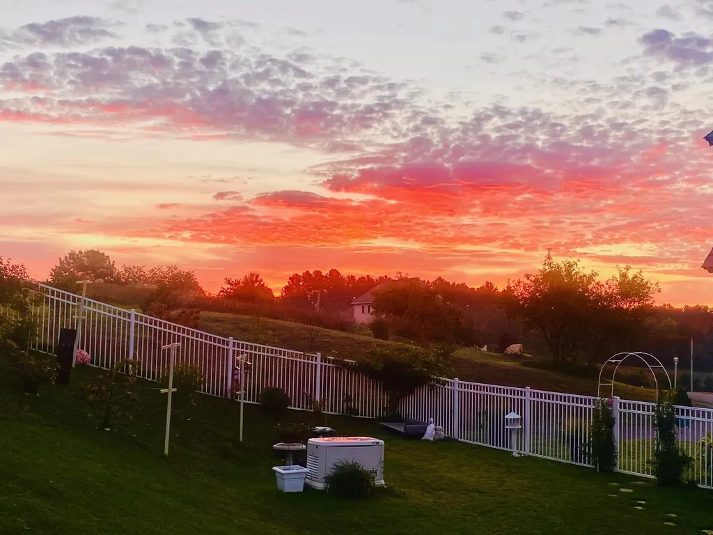 2 Nettie Way Londonderry NH 03053