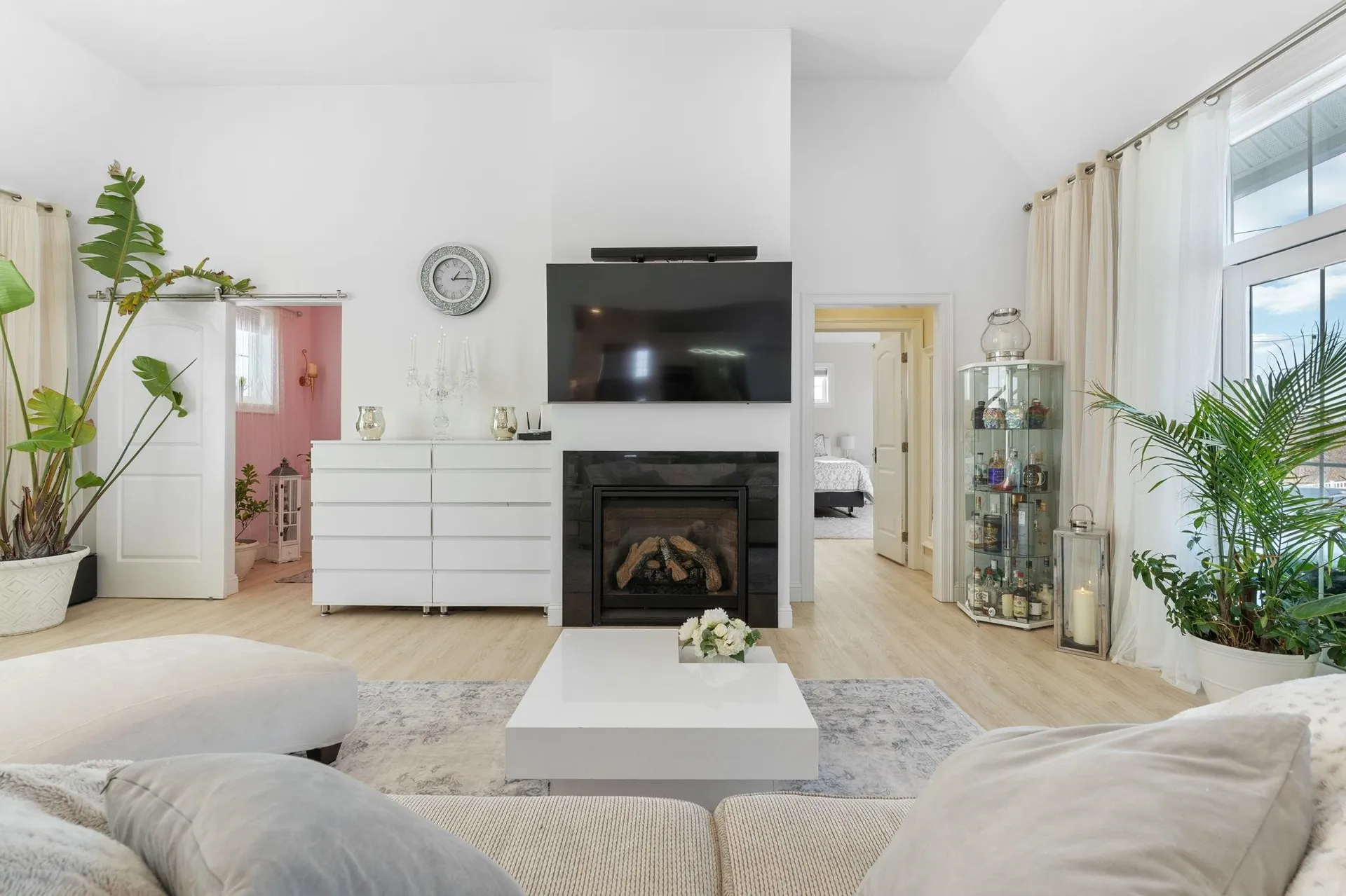 2 Nettie Way Londonderry NH 03053