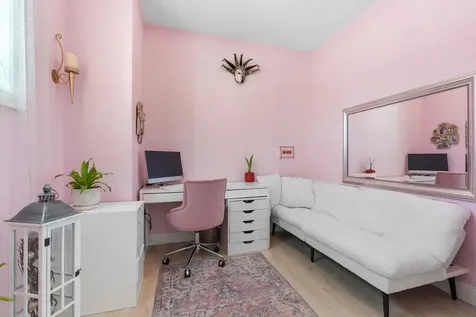 2 Nettie Way Londonderry NH 03053