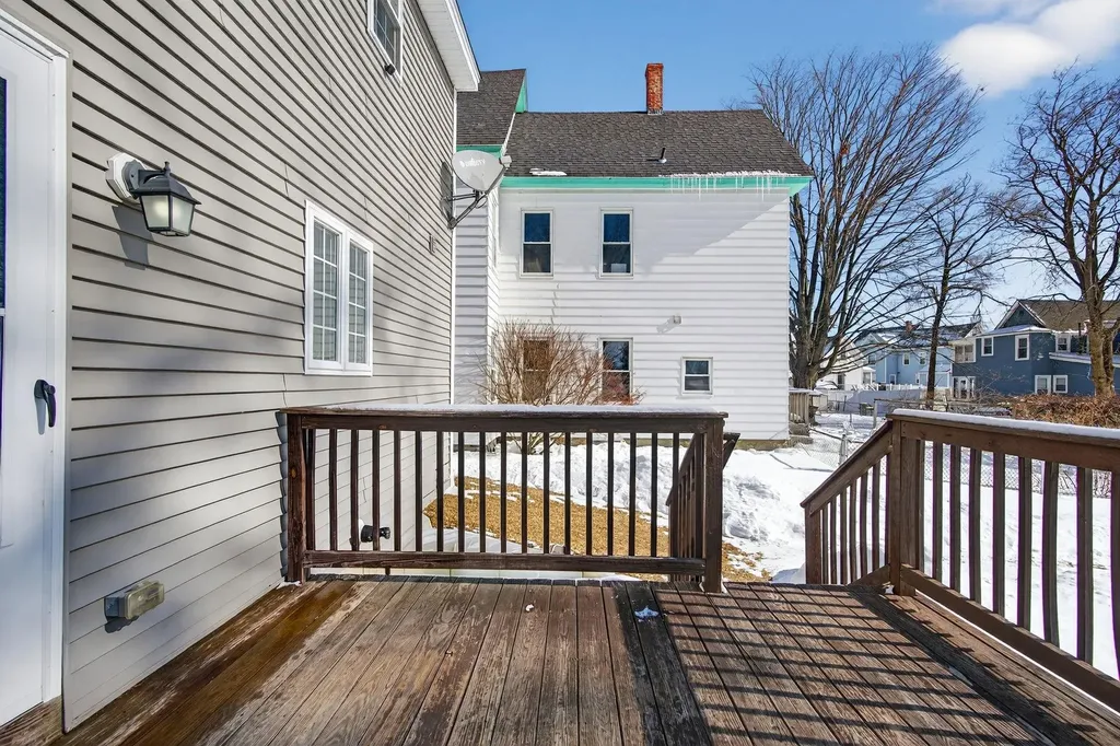 73 King Street Nashua NH 03060