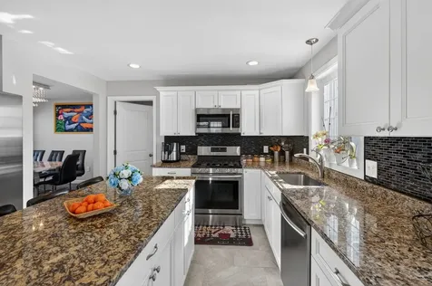 73 King Street Nashua NH 03060