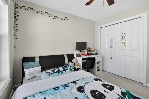 73 King Street Nashua NH 03060