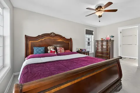 73 King Street Nashua NH 03060