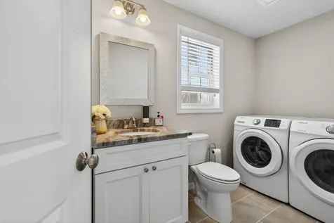 73 King Street Nashua NH 03060