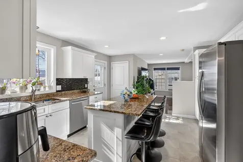 73 King Street Nashua NH 03060