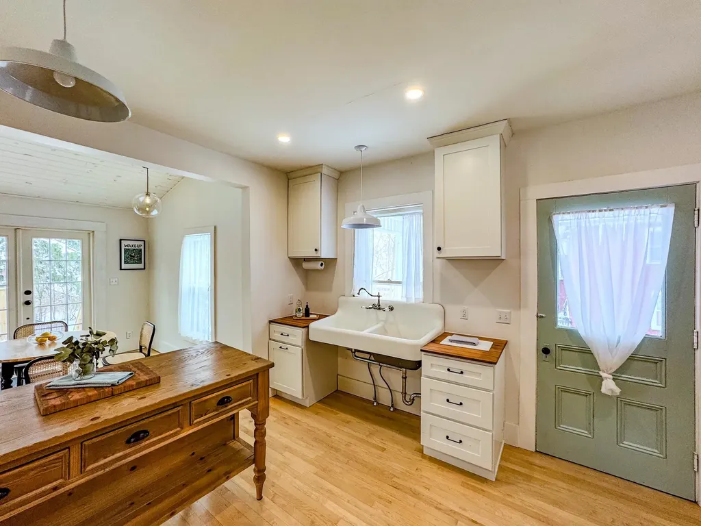 92 Congress Street St. Albans City VT 05478