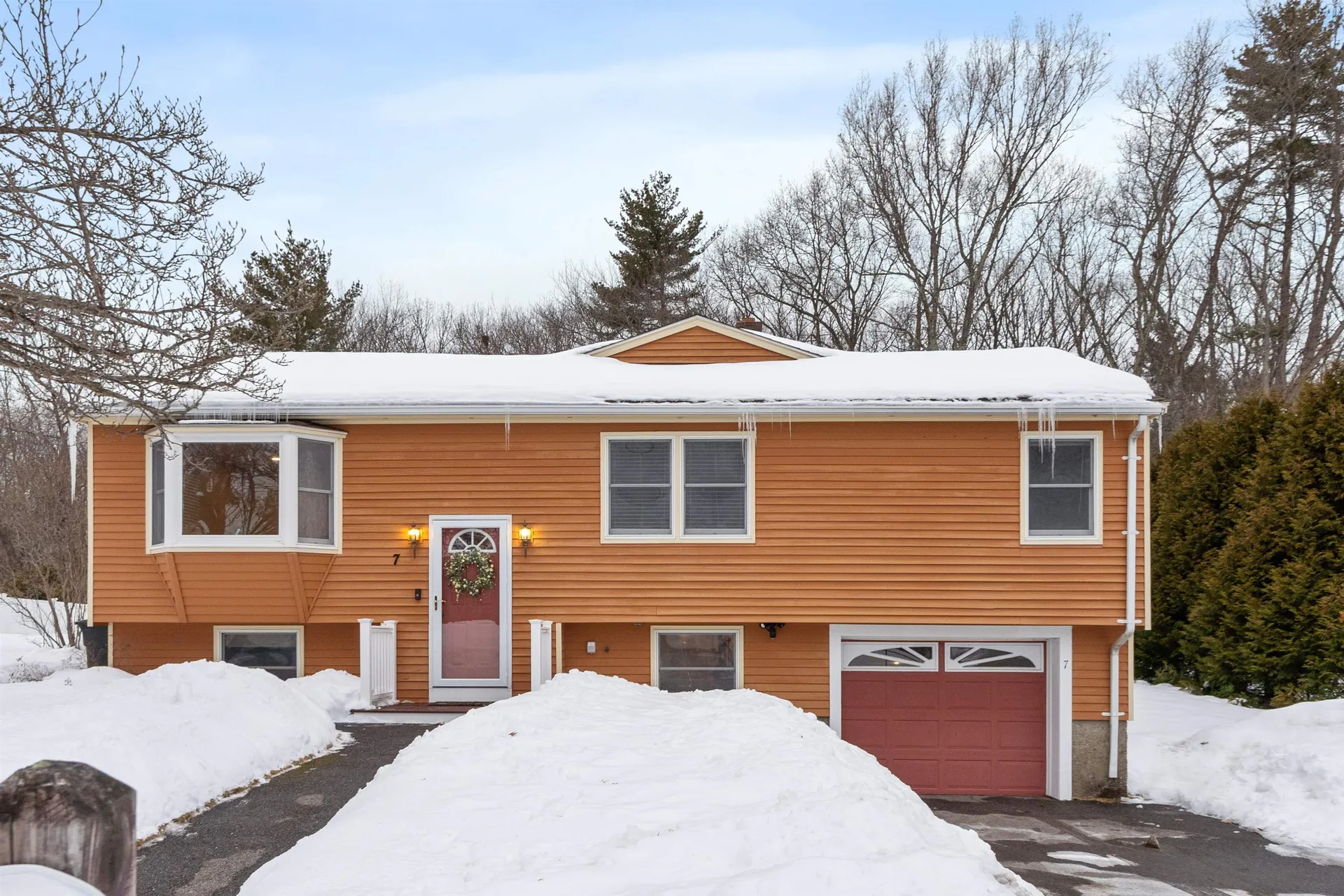 7 Brentwood Avenue Salem NH 03079
