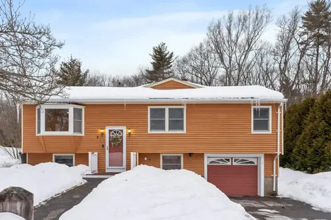 7 Brentwood Avenue Salem NH 03079