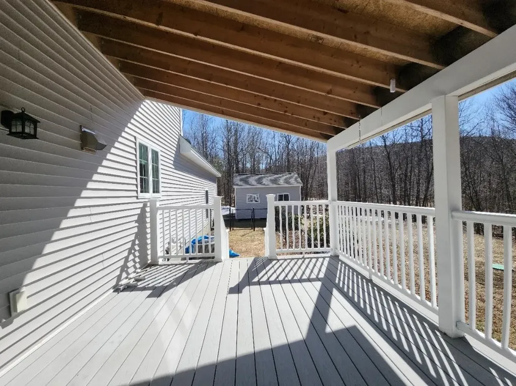 21 Sedlari Way Alton NH 03810