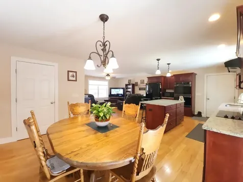 21 Sedlari Way Alton NH 03810