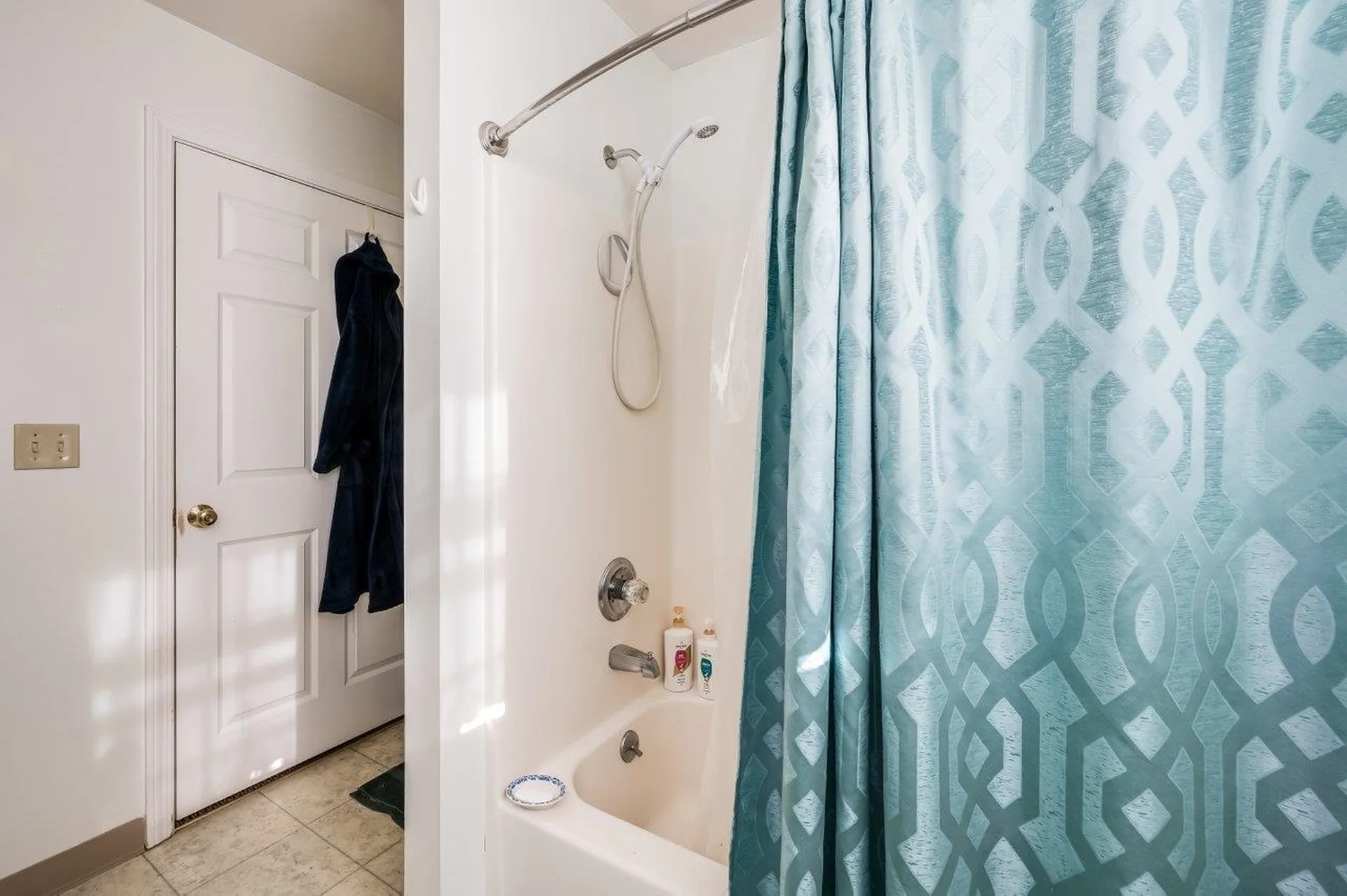 15 Tampa Drive Rochester NH 03867