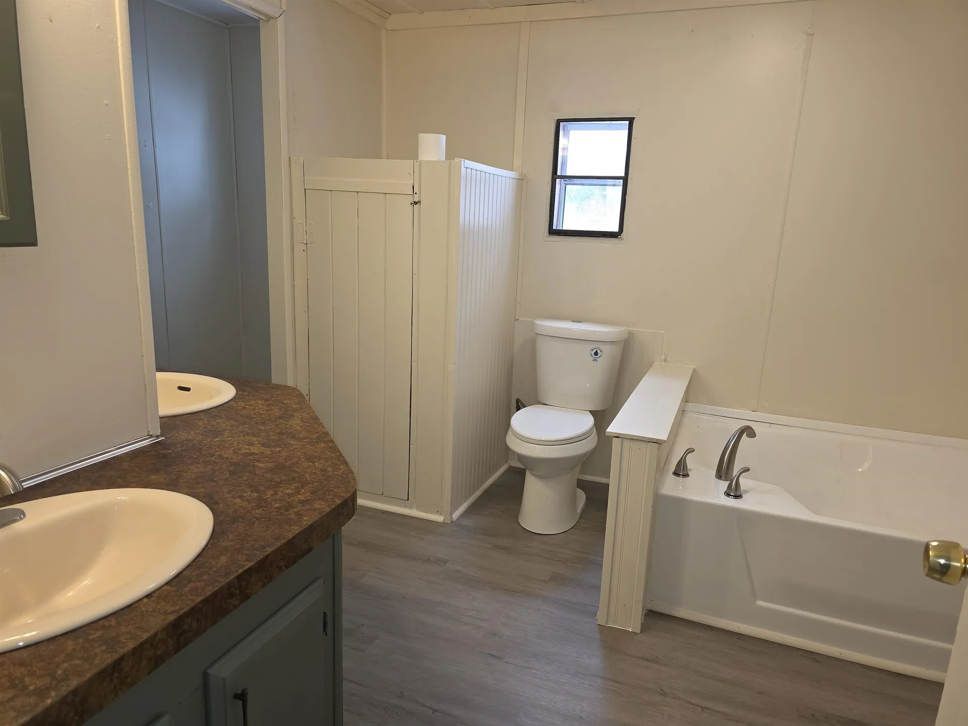 9 Wyman Road Deering NH 03244