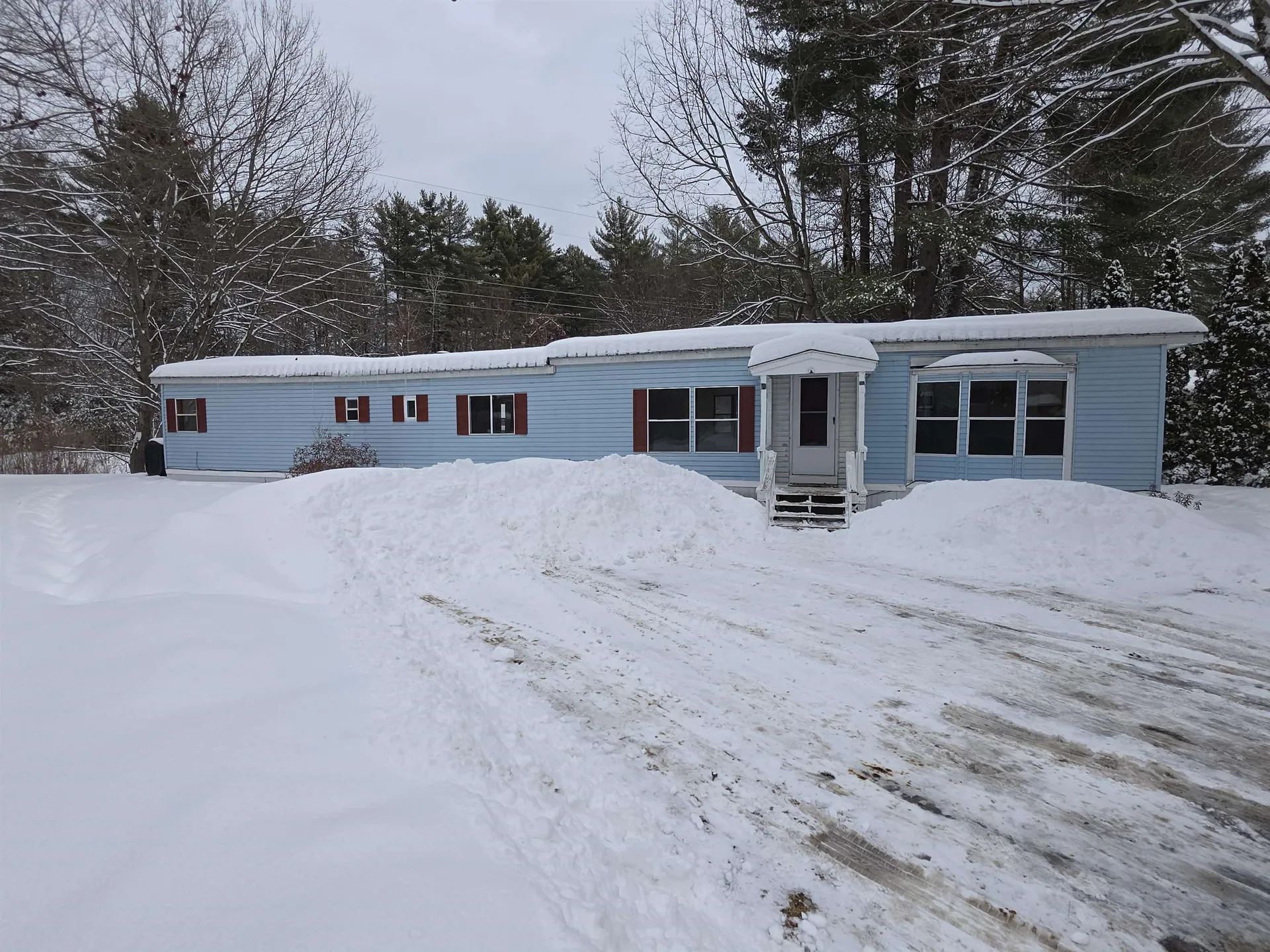 9 Wyman Road Deering NH 03244