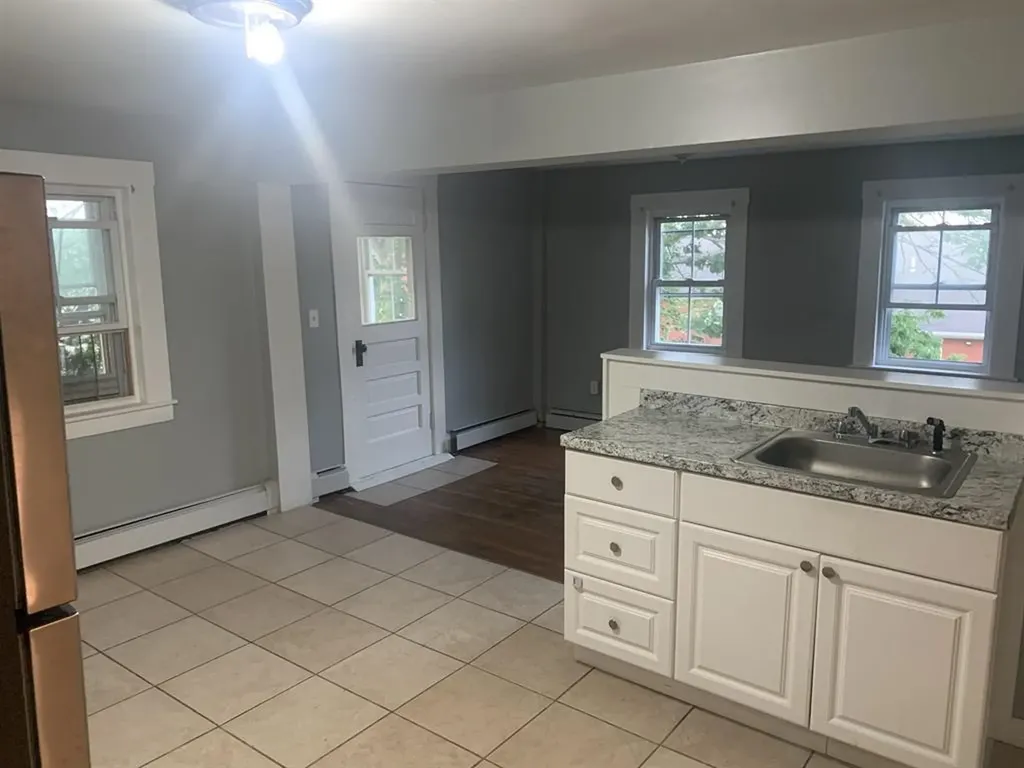 12 Broad Street Somersworth NH 03878