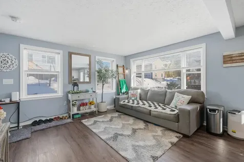 47 Hillsboro Street Manchester NH 03104