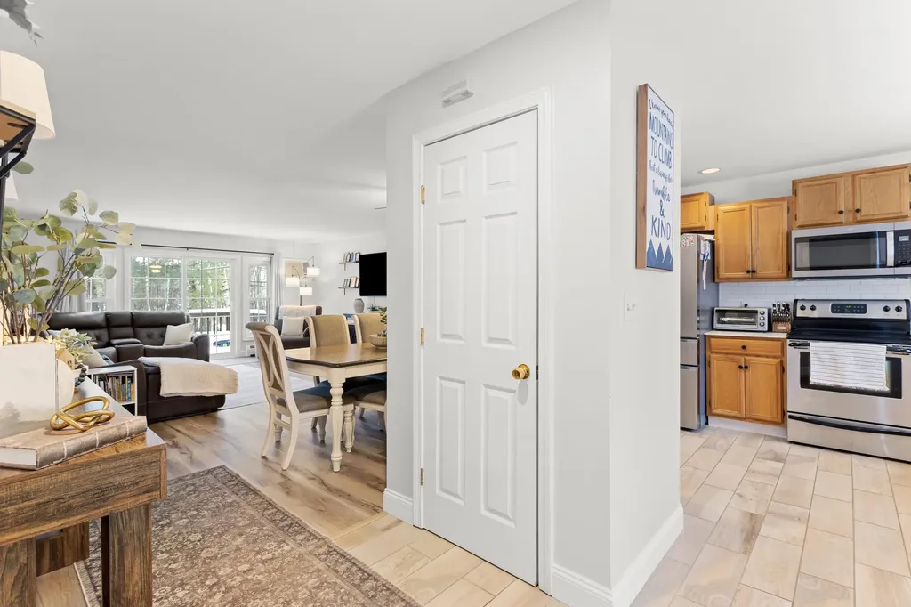 1465 Hooksett Road Hooksett NH 03106