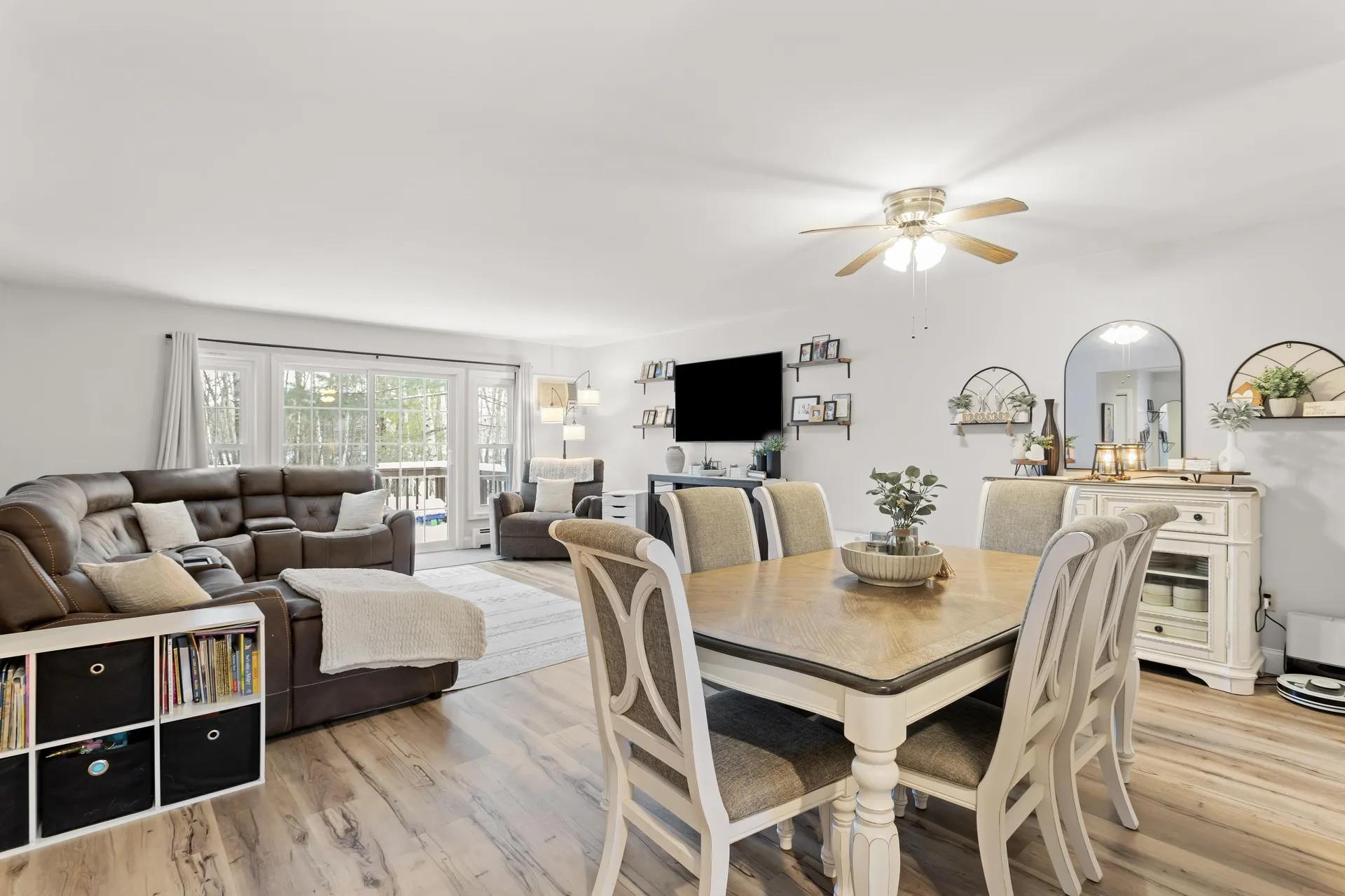 1465 Hooksett Road Hooksett NH 03106