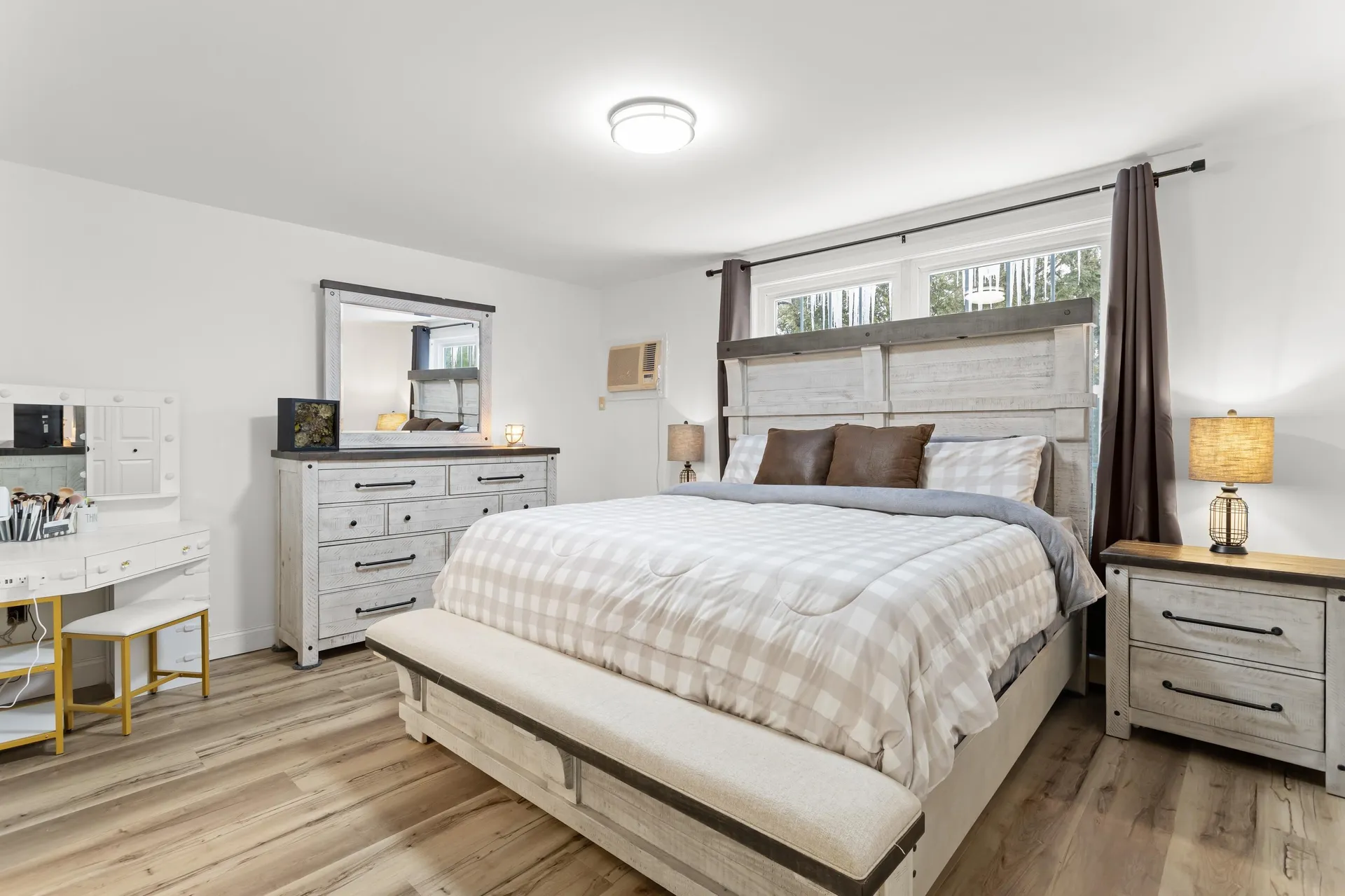 1465 Hooksett Road Hooksett NH 03106