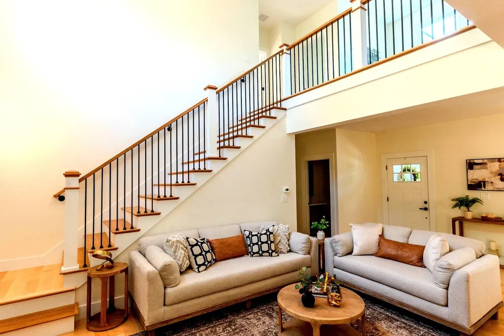 55 Indian Rock Road Bedford NH 03110-4219