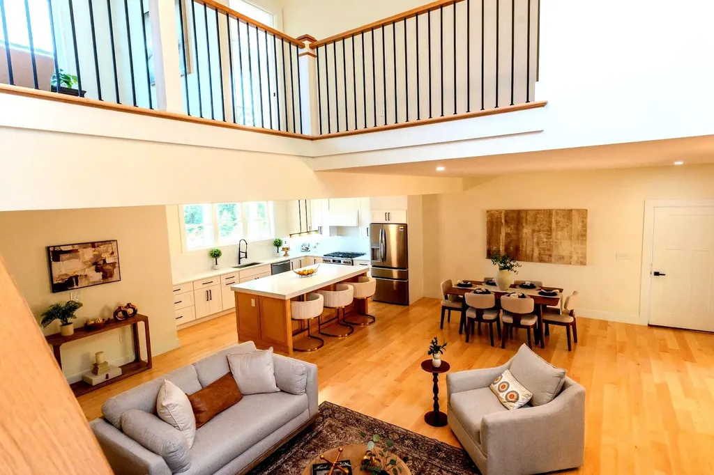 55 Indian Rock Road Bedford NH 03110-4219