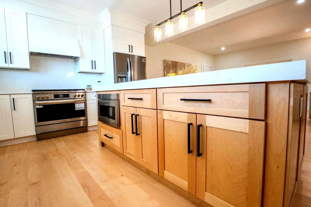 55 Indian Rock Road Bedford NH 03110-4219