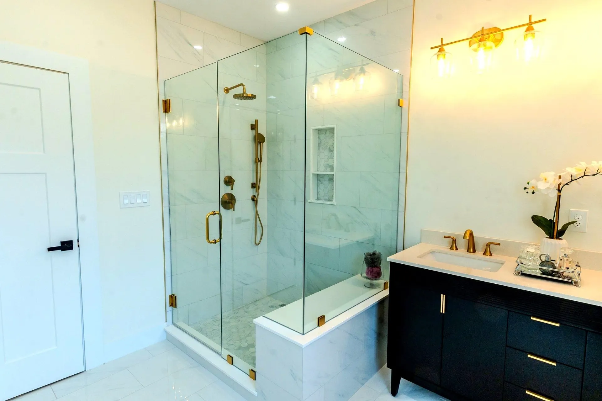 55 Indian Rock Road Bedford NH 03110-4219