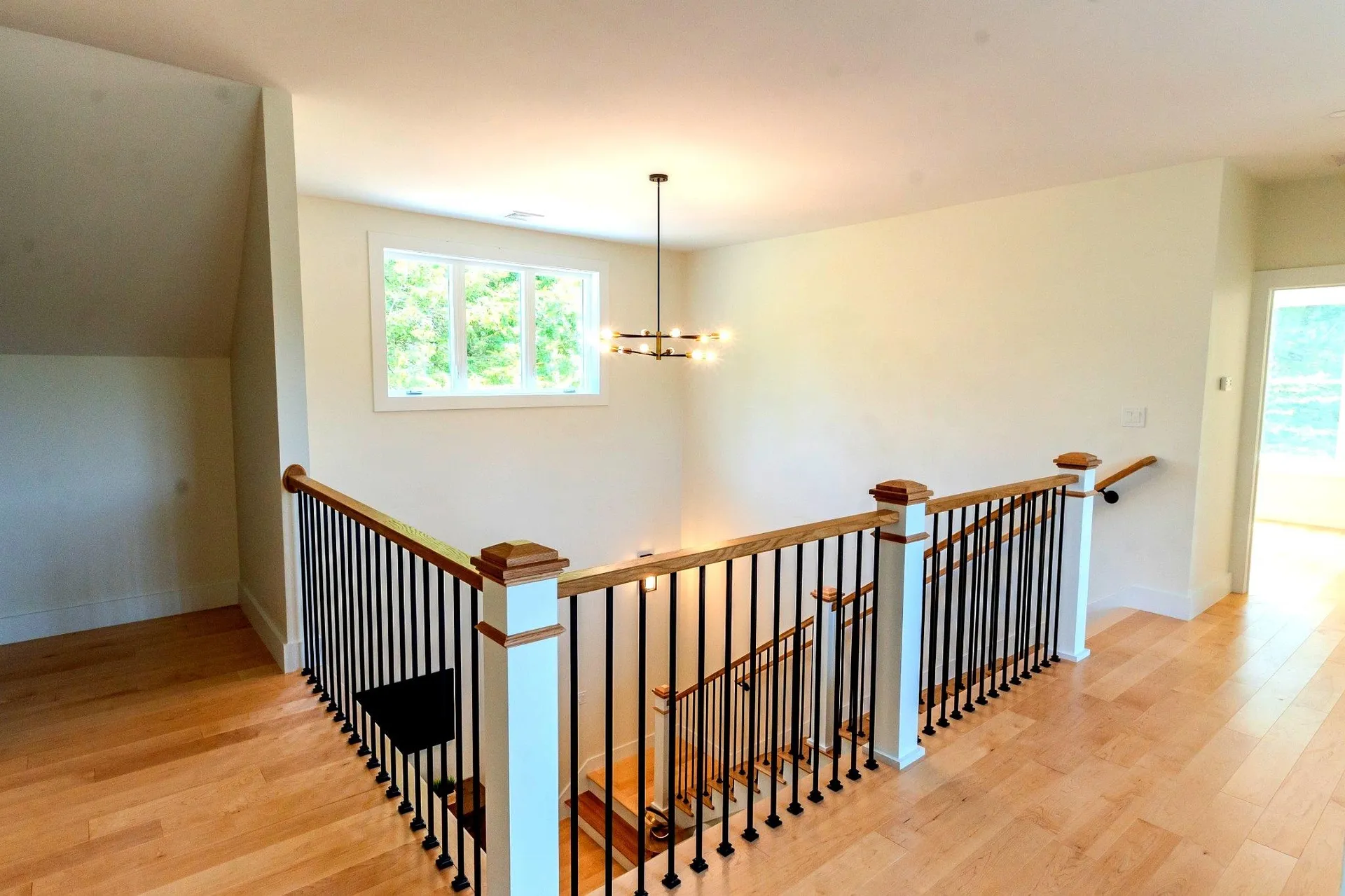 55 Indian Rock Road Bedford NH 03110-4219