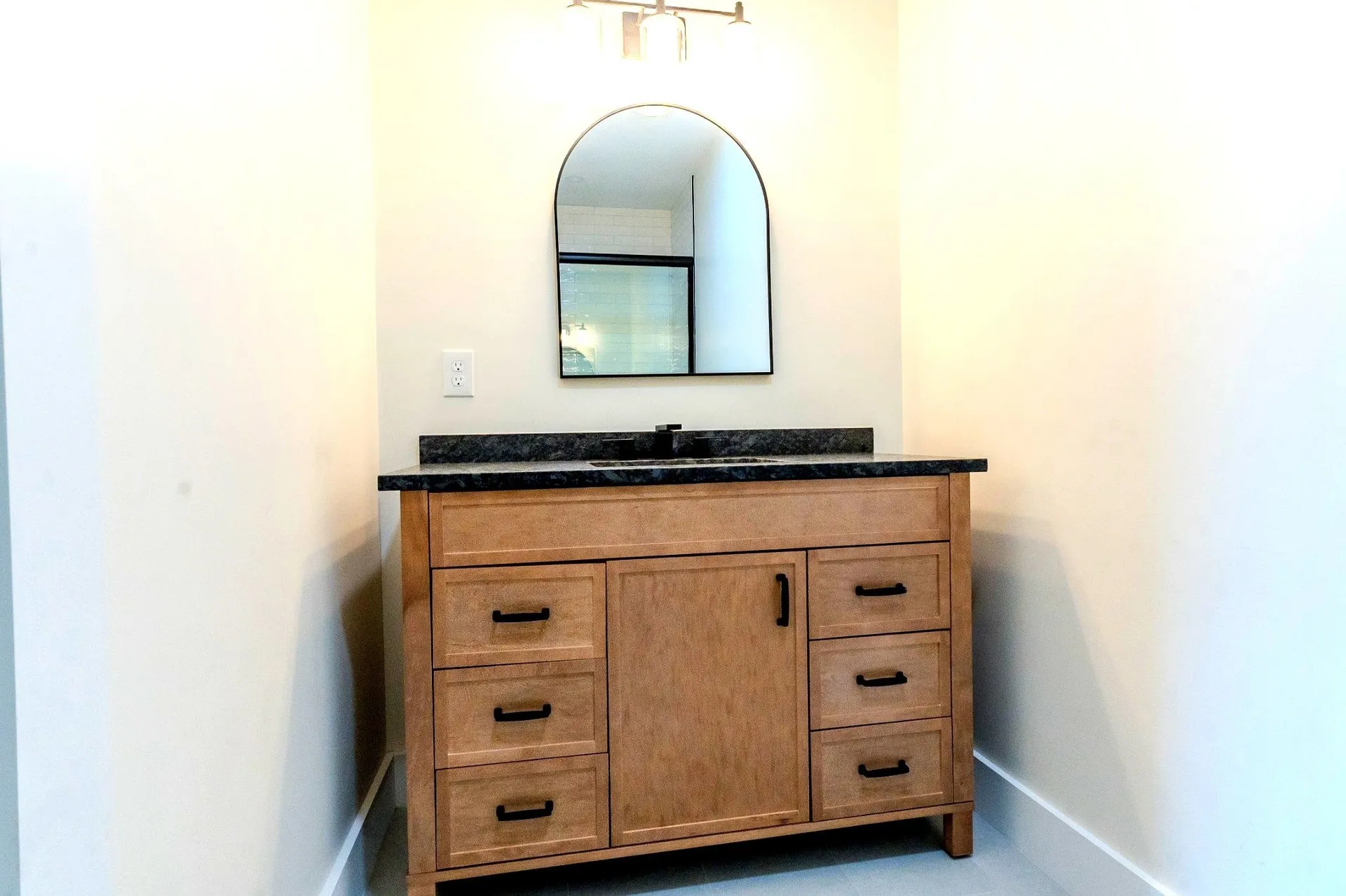 55 Indian Rock Road Bedford NH 03110-4219