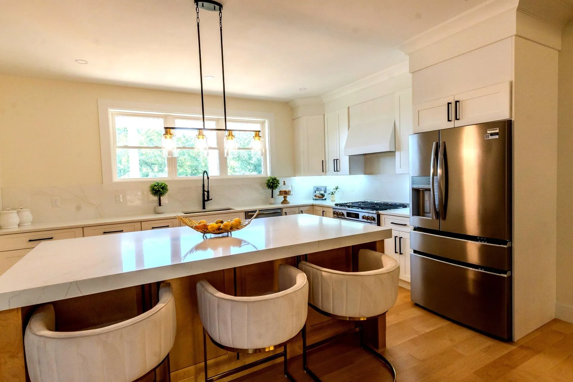 55 Indian Rock Road Bedford NH 03110-4219