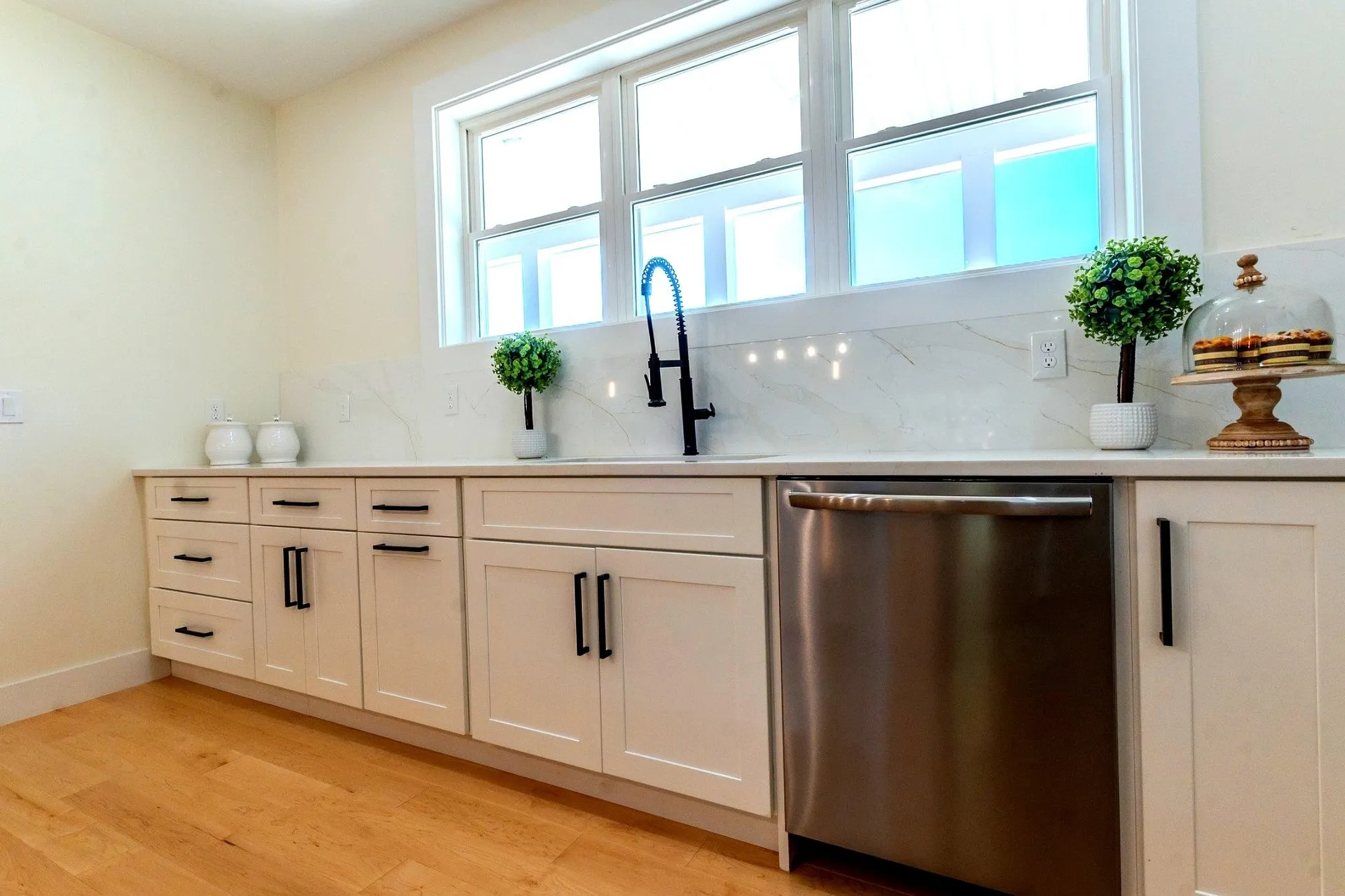 55 Indian Rock Road Bedford NH 03110-4219