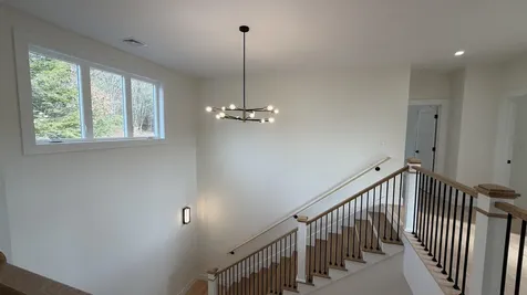 55 Indian Rock Road Bedford NH 03110-4219