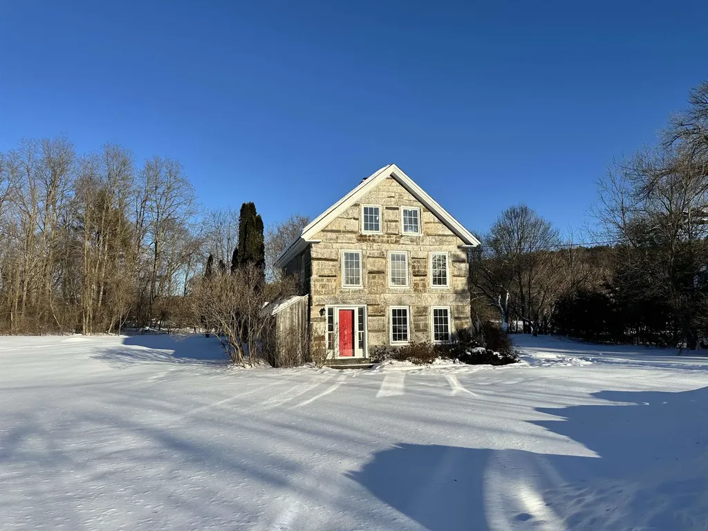 526 River Road Lyme NH 03768