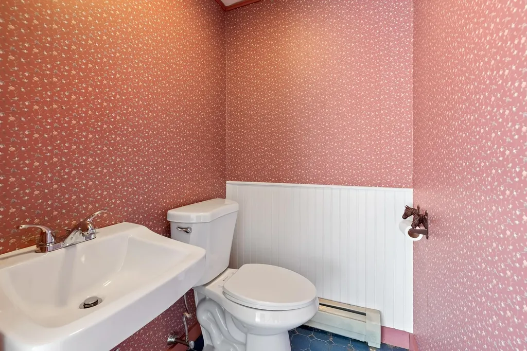 526 River Road Lyme NH 03768