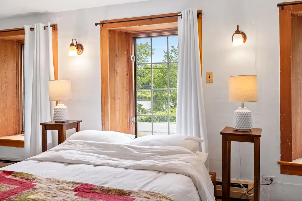 526 River Road Lyme NH 03768